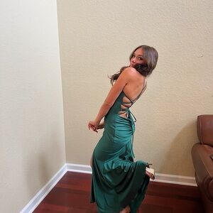 Chic Emerald Green Prom Dress